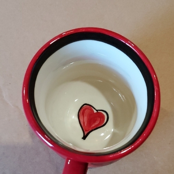 Gail Pittman rare 05 signed Vibrant Red and Black Heart Design Mug - Picture 3 of 6